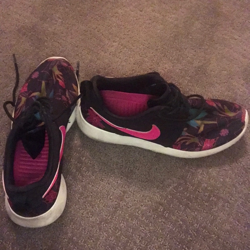 Nike shoes